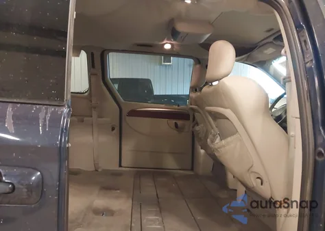 2006 Chrysler Town & Country Limited из США, поврежденный, VIN 2A4GP64L16R640275